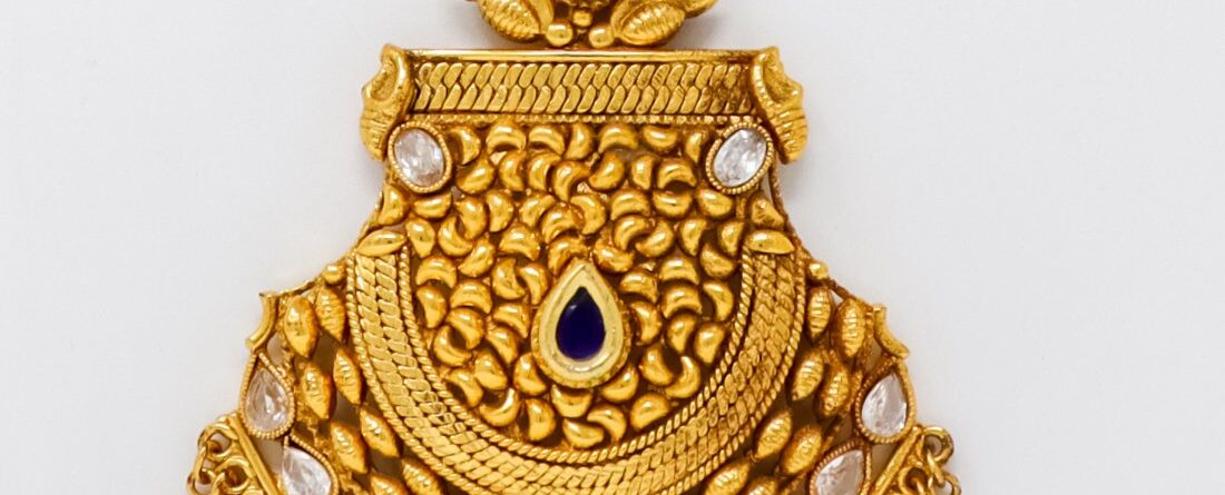 Light Weight 1 Gram Gold Pendant Designs