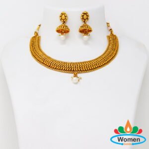 Women Short Necklace