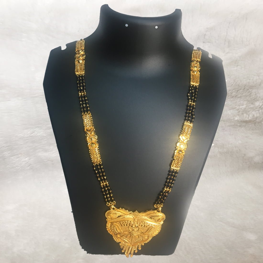 12 Women Designer Mangalsutra - Image 1